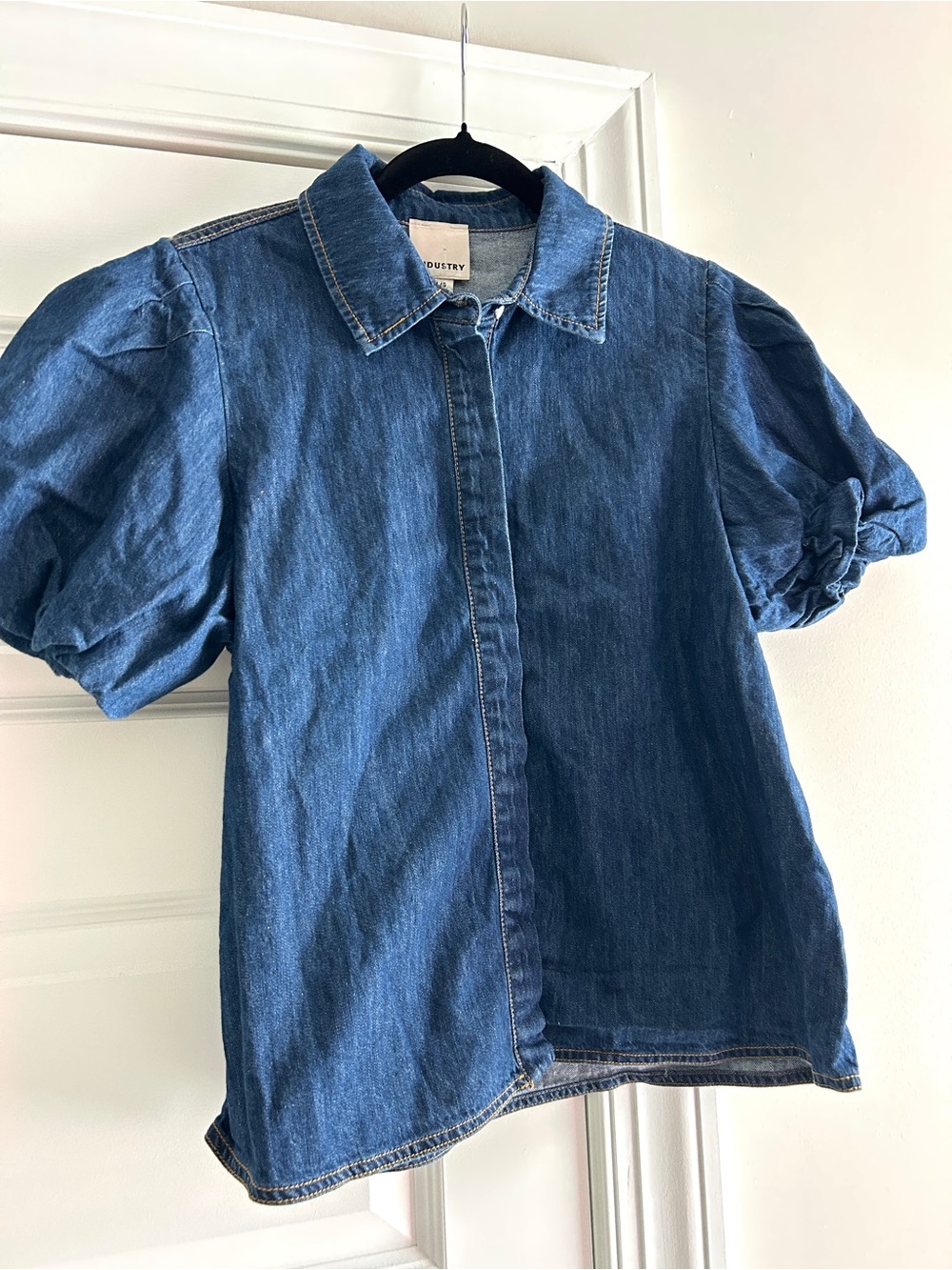 Denim Puff Sleeve Button Down Top NWT size Large